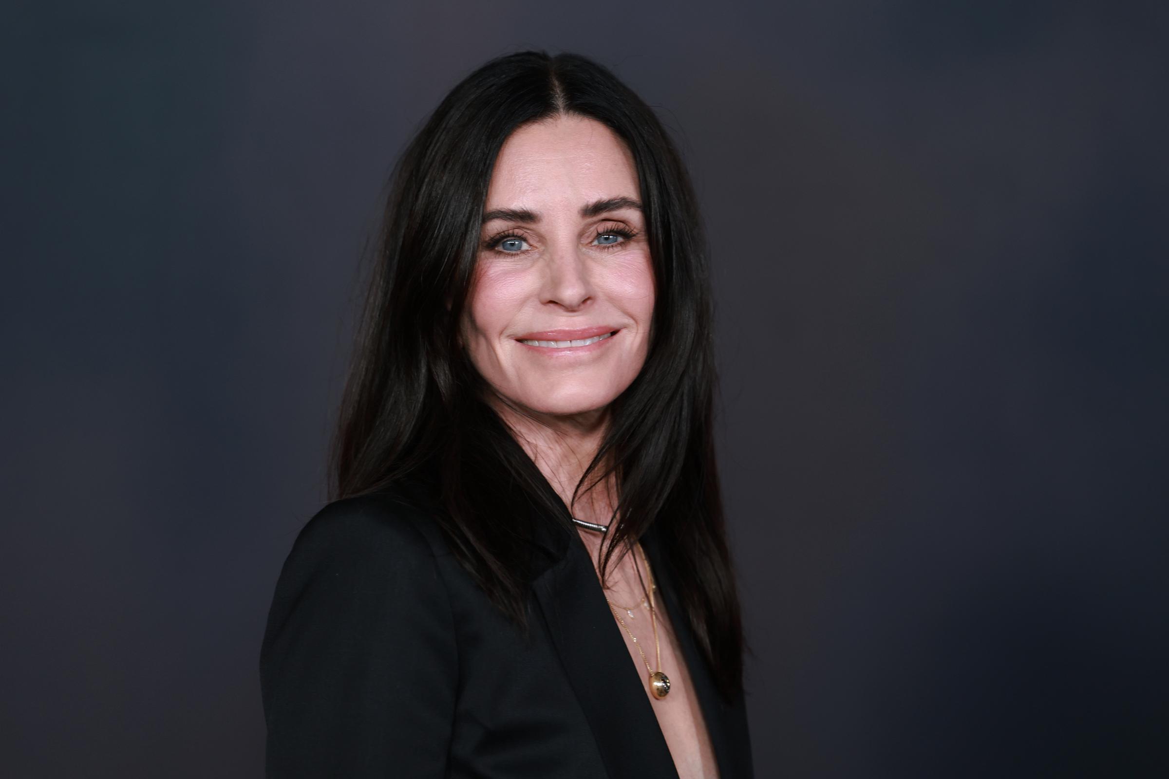 Courteney Cox attends the Los Angeles Premiere of Paramount Pictures "Scream 7" at Paramount Pictures Studios on February 25, 2026 in Hollywood, California. | Source: Getty images