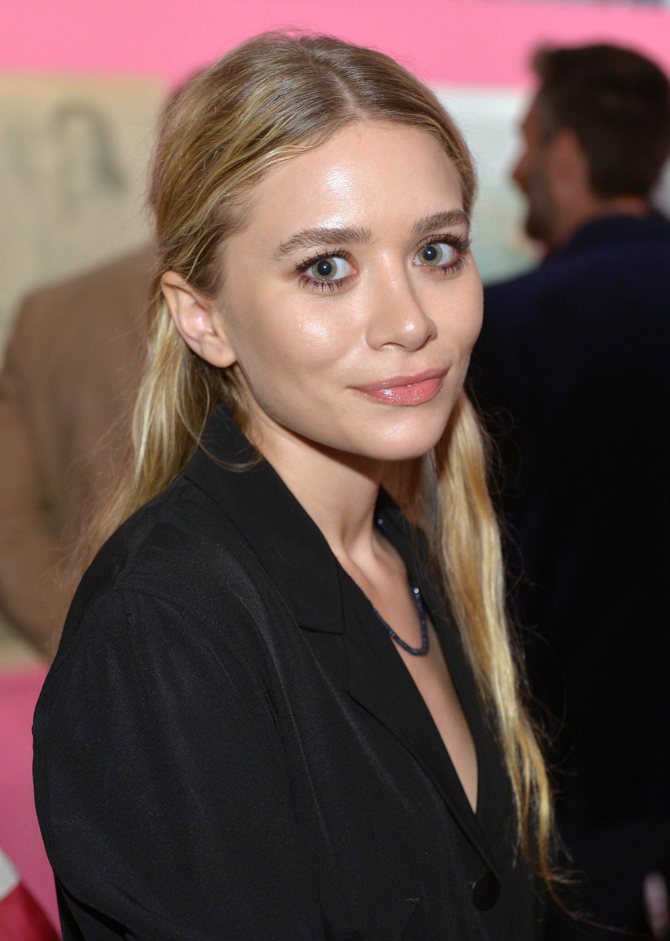 Ashley Olsen at Diane Von Furstenberg's Journey Of A Dress Exhibition Opening Celebration in Los Angeles, 2014 | Source: Getty Images