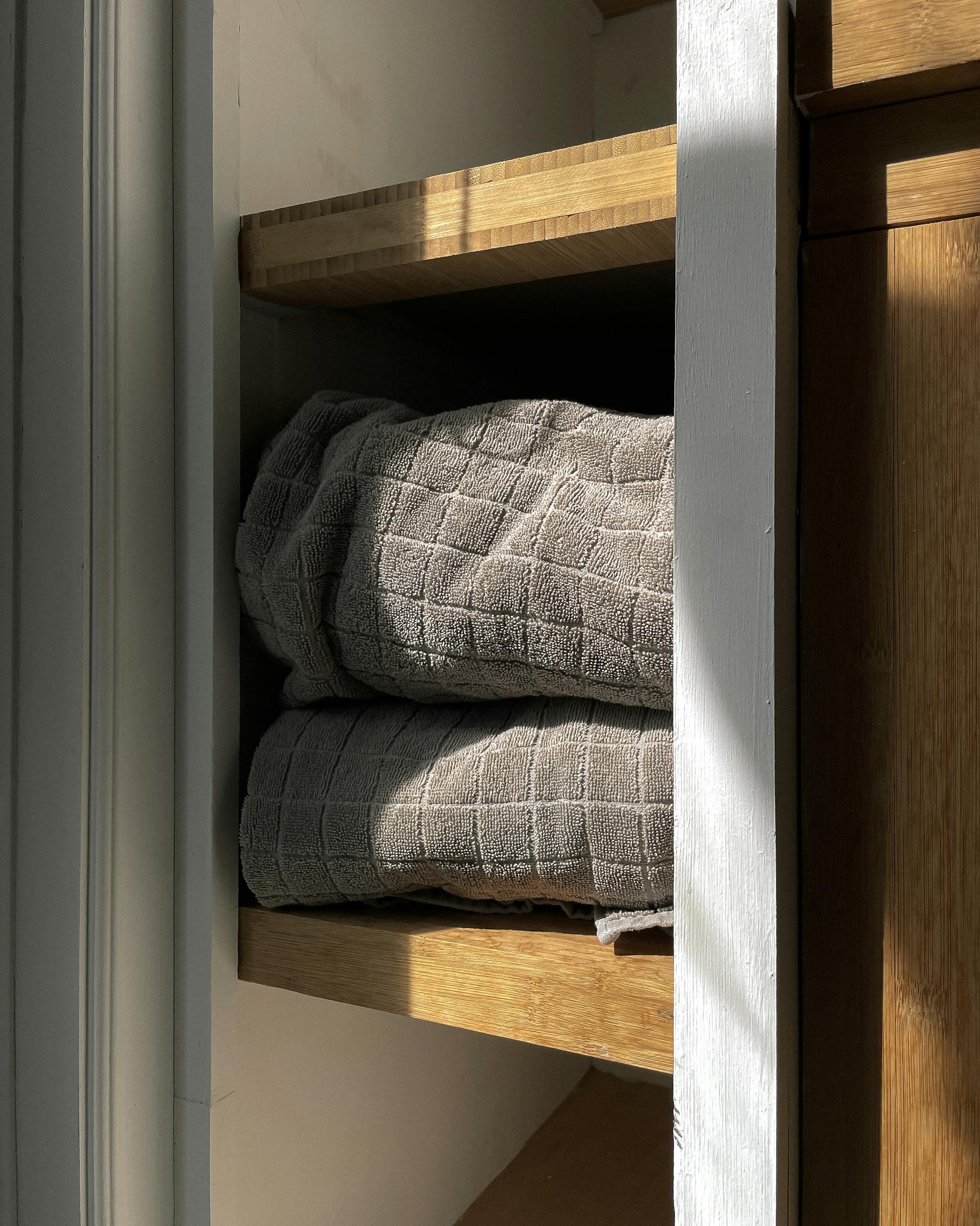 Towel closet | Source: Pexels