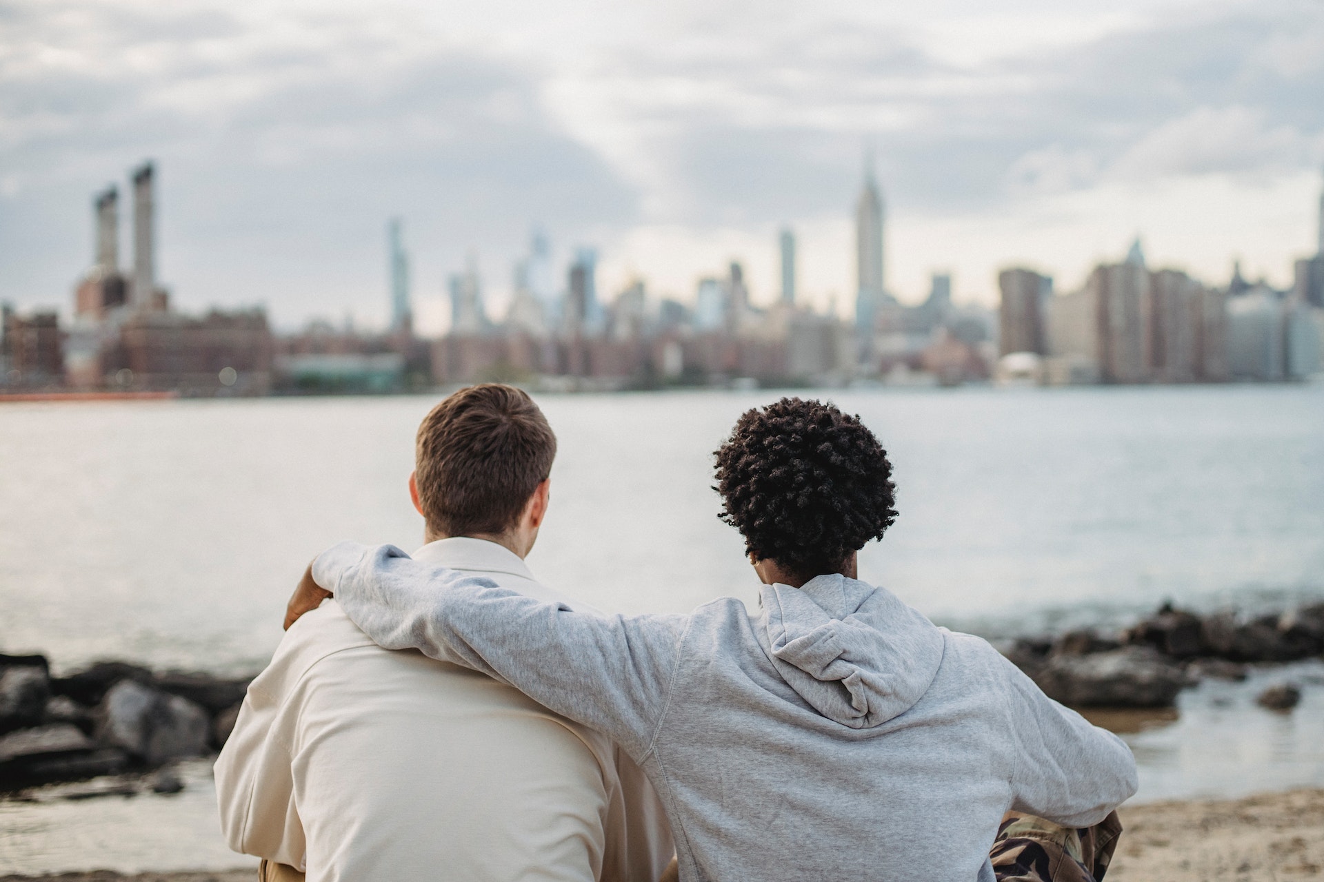 Two men looking at the skyline | Source: Pexels