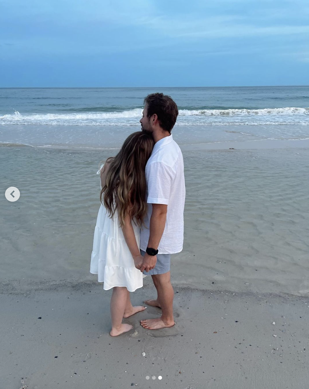 Jason Duggar and Maddie Grace at the beach, as seen in a photo dated May 30, 2024 | Source: Instagram/jaseduggar