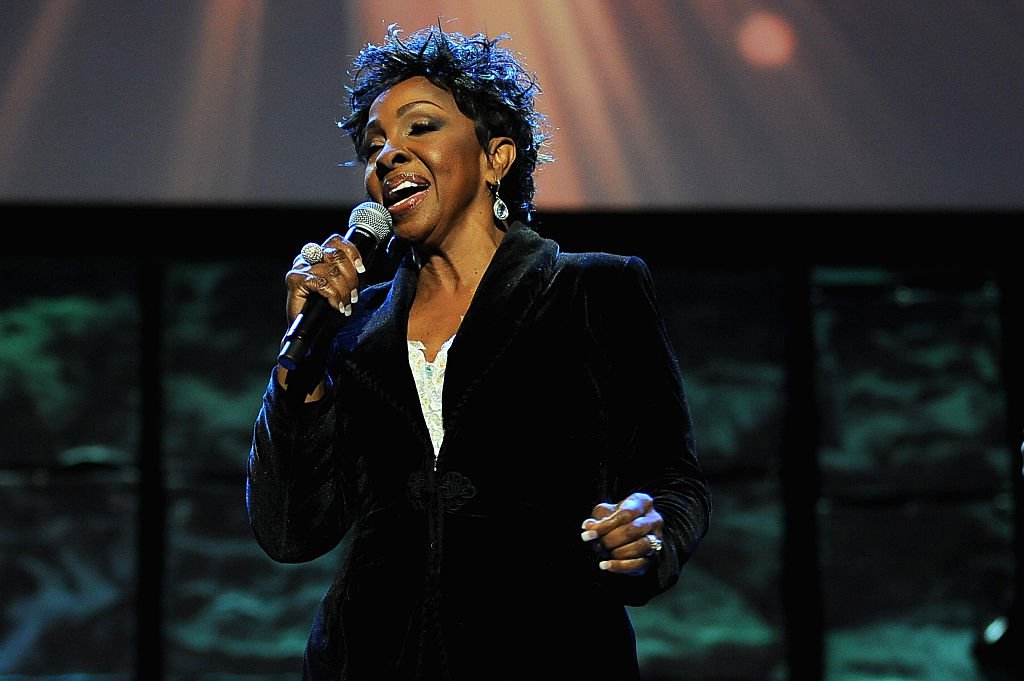 Soul singer Gladys Knight during her 2015 performance at the 16th Annual Super Bowl Gospel celebration in Arizona. | Photo: Getty Images