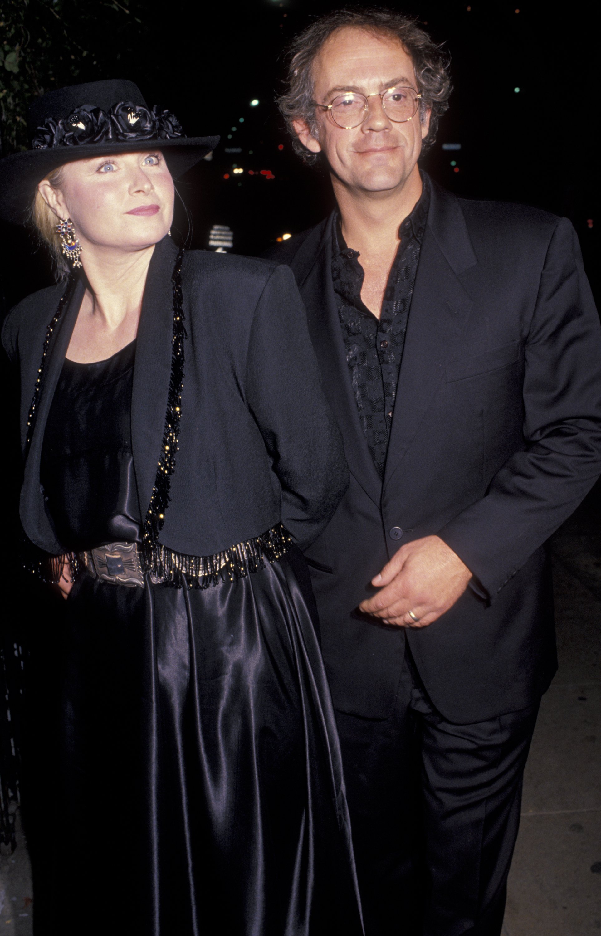 Carol Vanek and Christopher Lloyd at a Gala Honoring Shelly Duvall on November 12, 1990, in Westwood, California. | Source: Getty Images