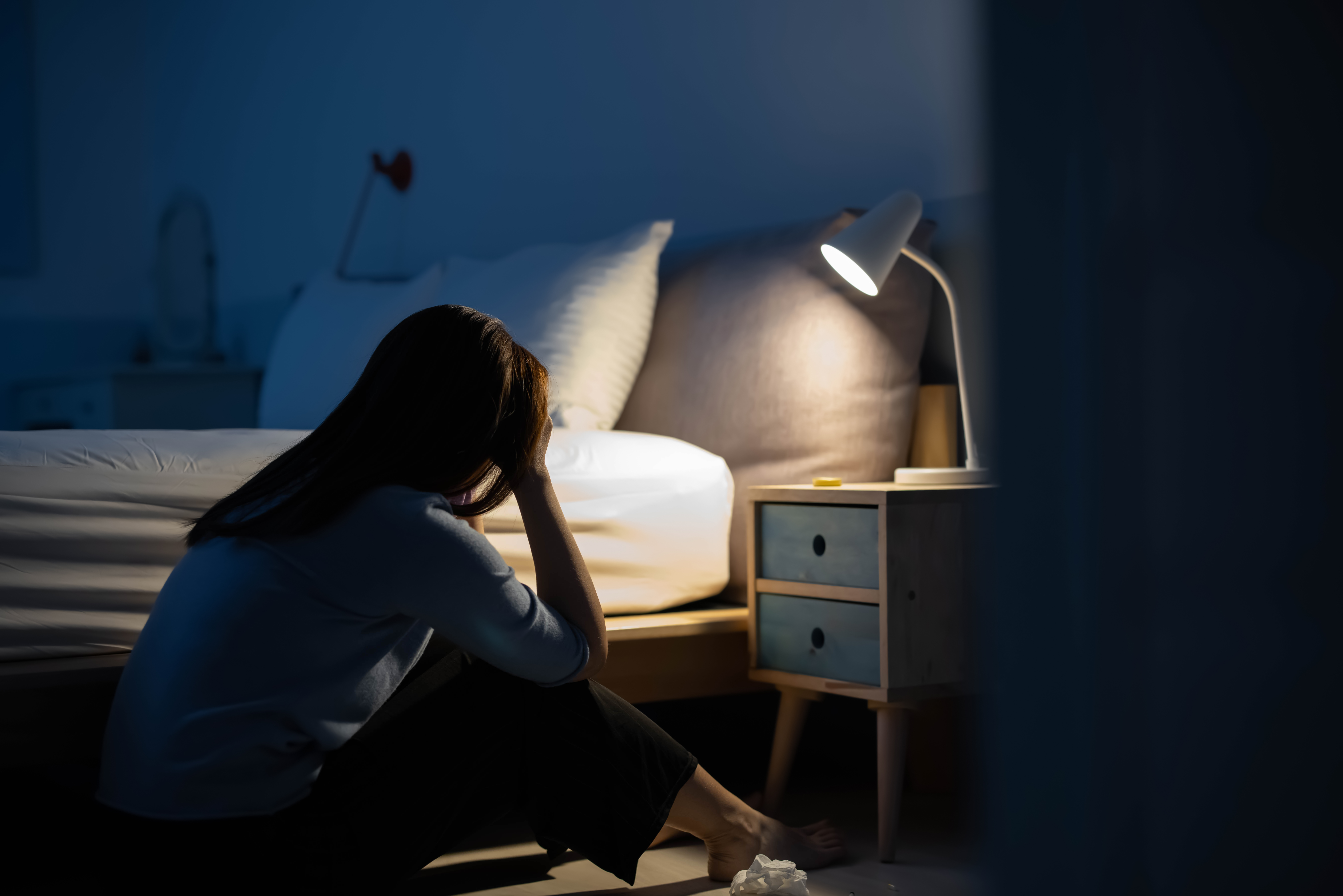 Woman feel depress in bedroom | Source: Getty Images