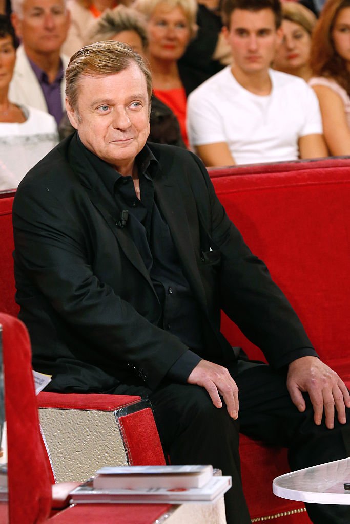 L'acteur Jacques Spiesser assiste à l'émission de télévision française "Vivement Dimanche" au Pavillon Gabriel le 24 septembre 2014 à Paris, France. | Photo : Getty Images