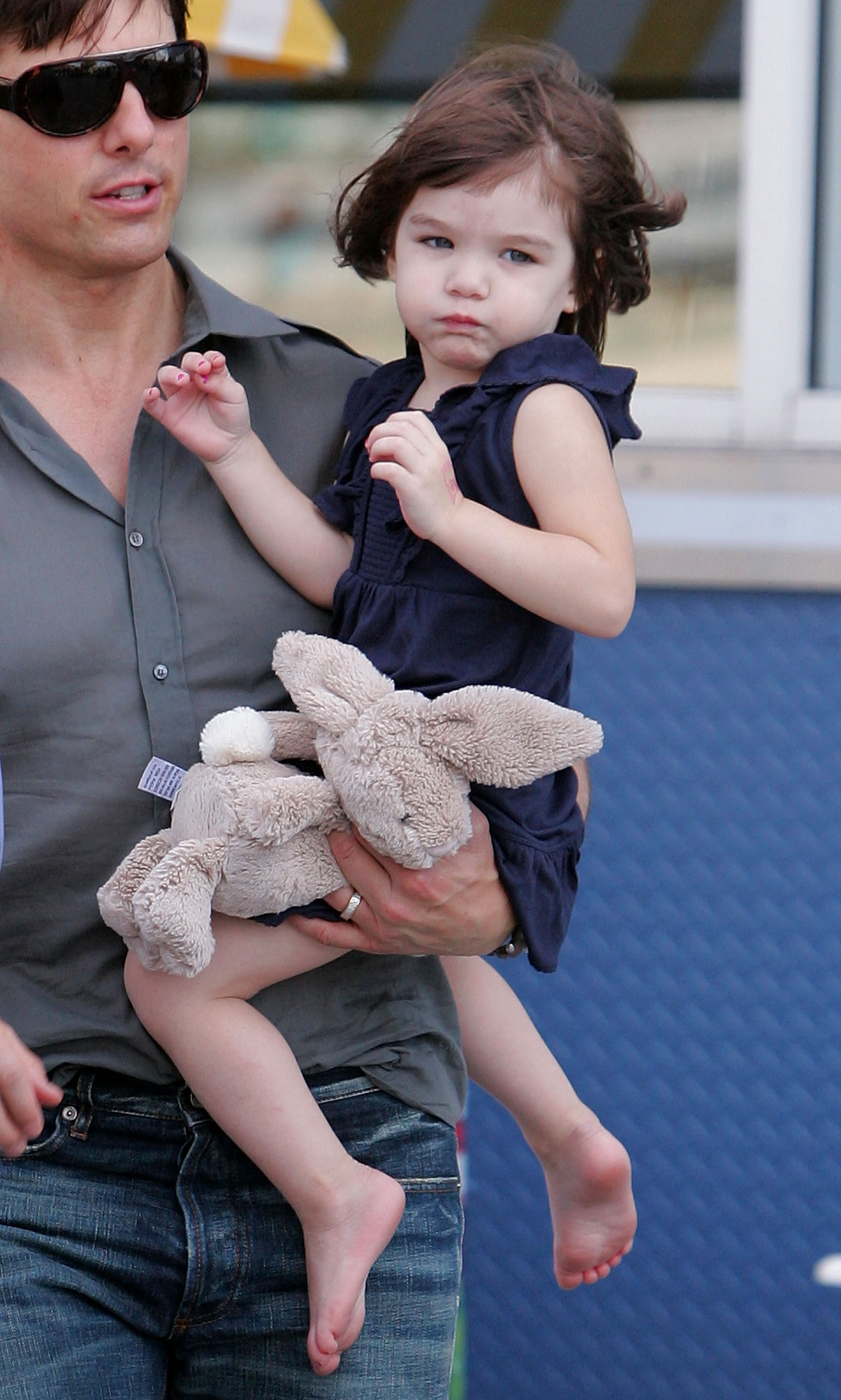 Tom and Suri Cruise spotted out in New York City on August 16, 2008 | Source: Getty Images