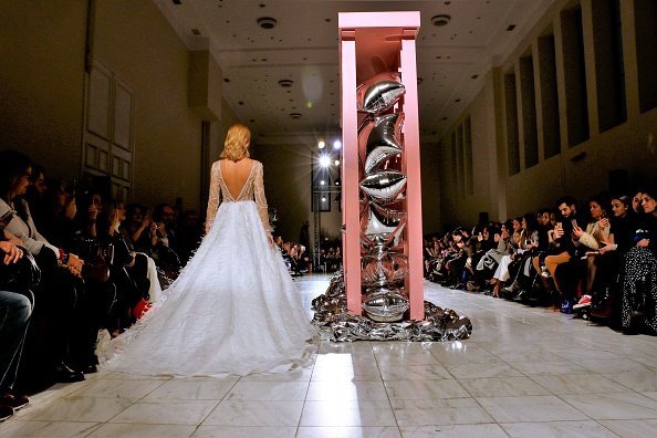 Braut auf Feier | Quelle: Getty Images
