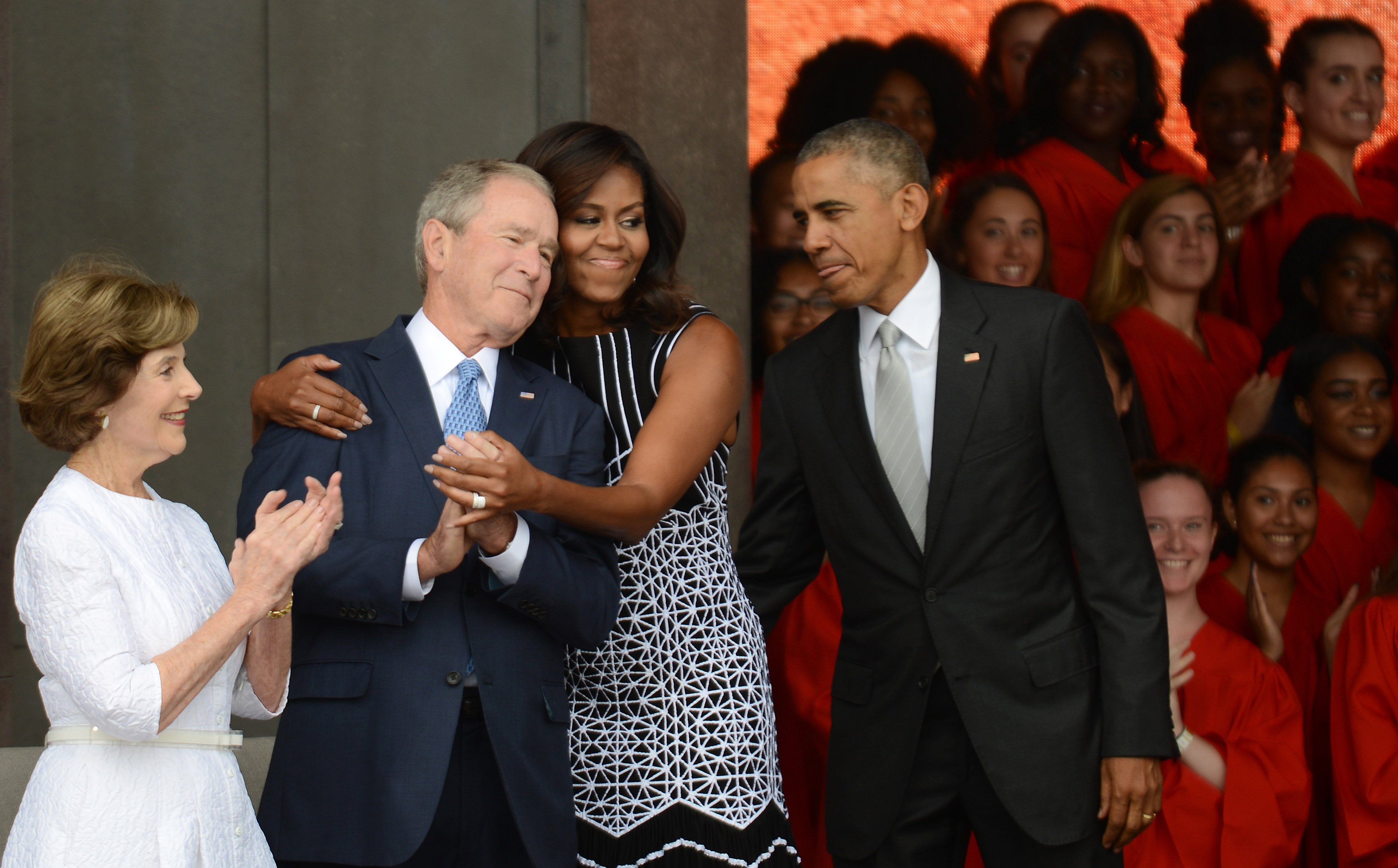 Barack Obama and George W. Bush with wives Michelle Obama and Laura Bush at the dedication of the National Museum of African American History and Culture | Photo: Getty Images