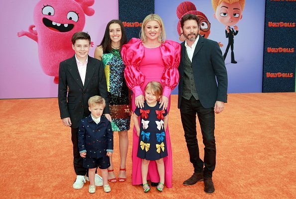 Kelly Clarkson and Brandon Blackstock with ther kids, Seth, Remington Alexander, Savannah and River at Regal Cinemas L.A. Live on April 27, 2019 in Los Angeles, California. | Photo: Getty Images