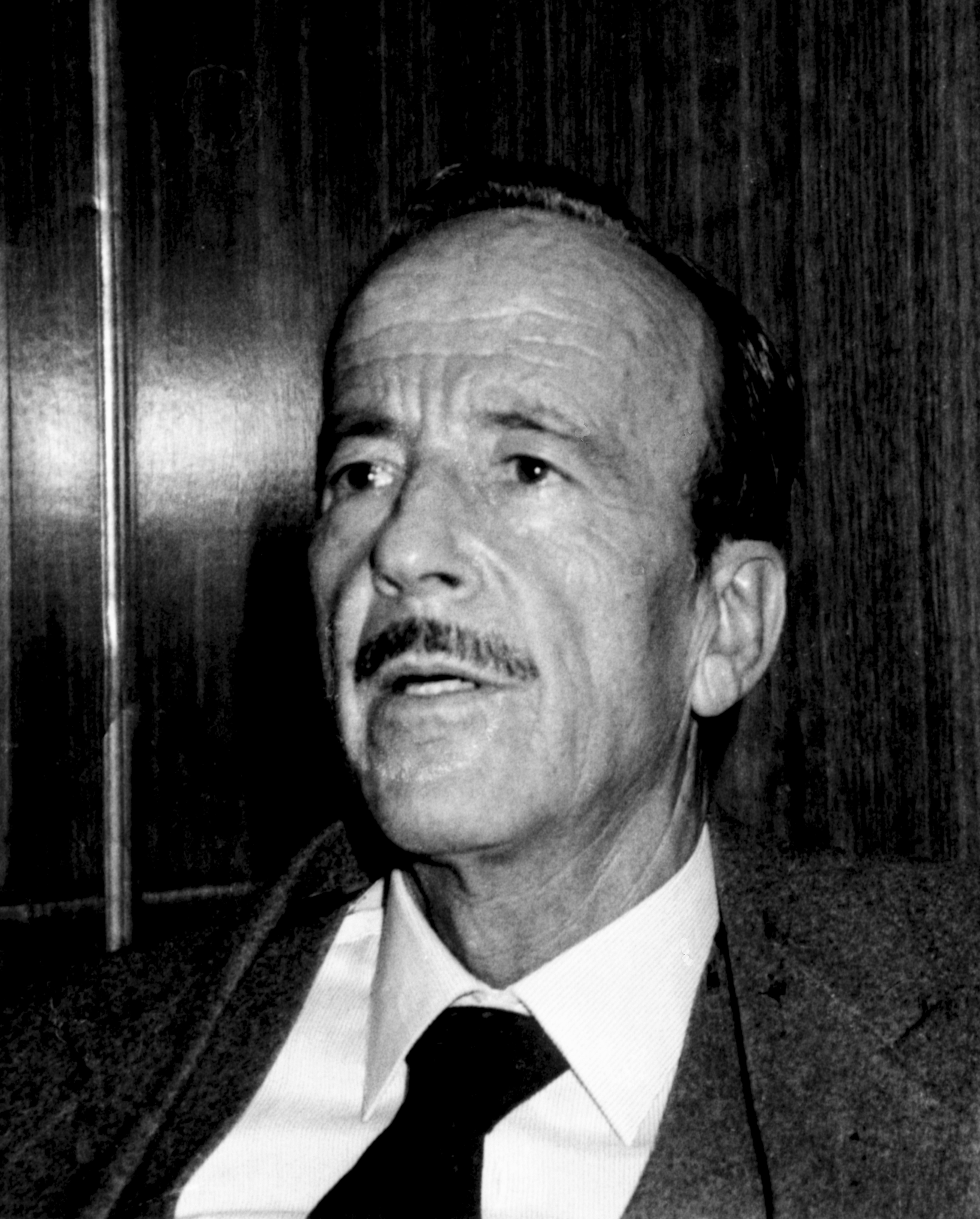Dr. Iglesias Puga, padre de Julio Iglesias, 1981, Madrid, España. | Foto: Getty Images