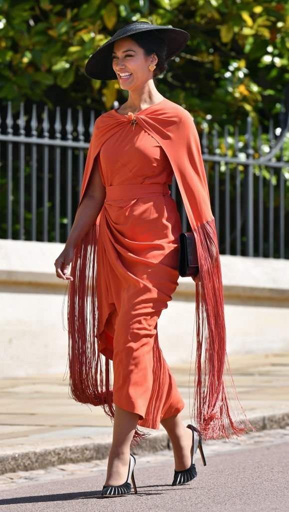 Janina Gavankar asiste a la boda del Príncipe Harry con la Sra. Meghan Markle en la Capilla de San Jorge, Castillo de Windsor | Foto: Getty Images