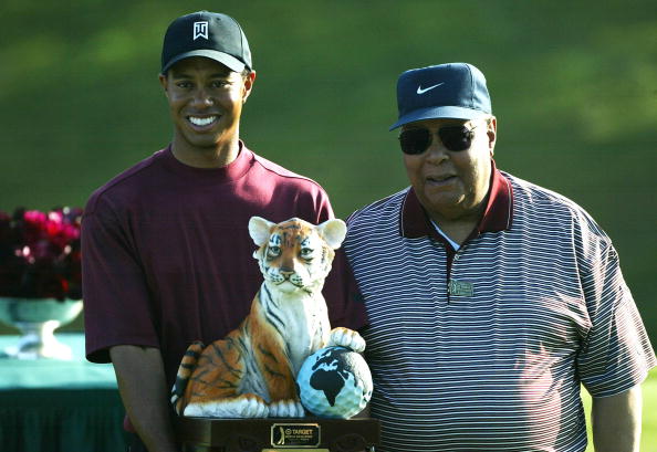 Tiger Woods and his father Earl Woods | Photo: Getty Images