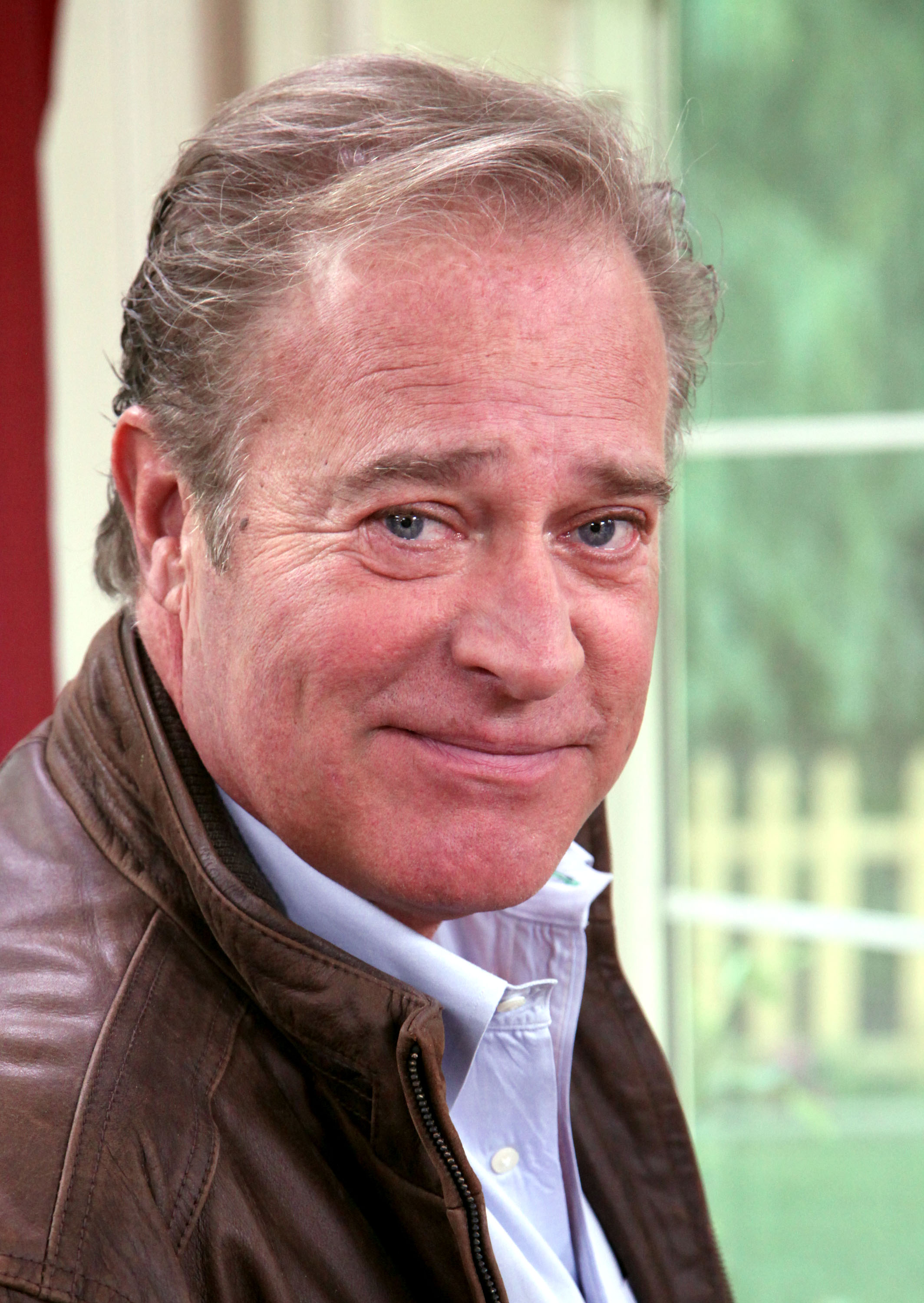 John James on the set of "Dynasty Reunion" on January 23, 2015, in Universal City, California. | Source: Getty Images