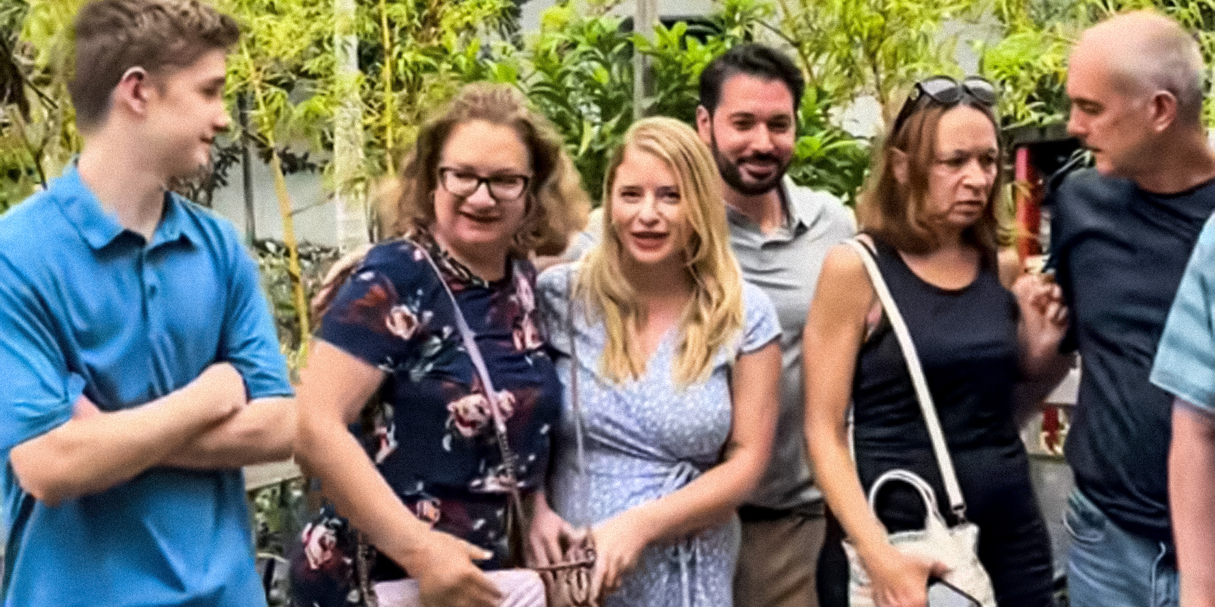 Olena Perez with her family | Source: TikTok/@olena.perez
