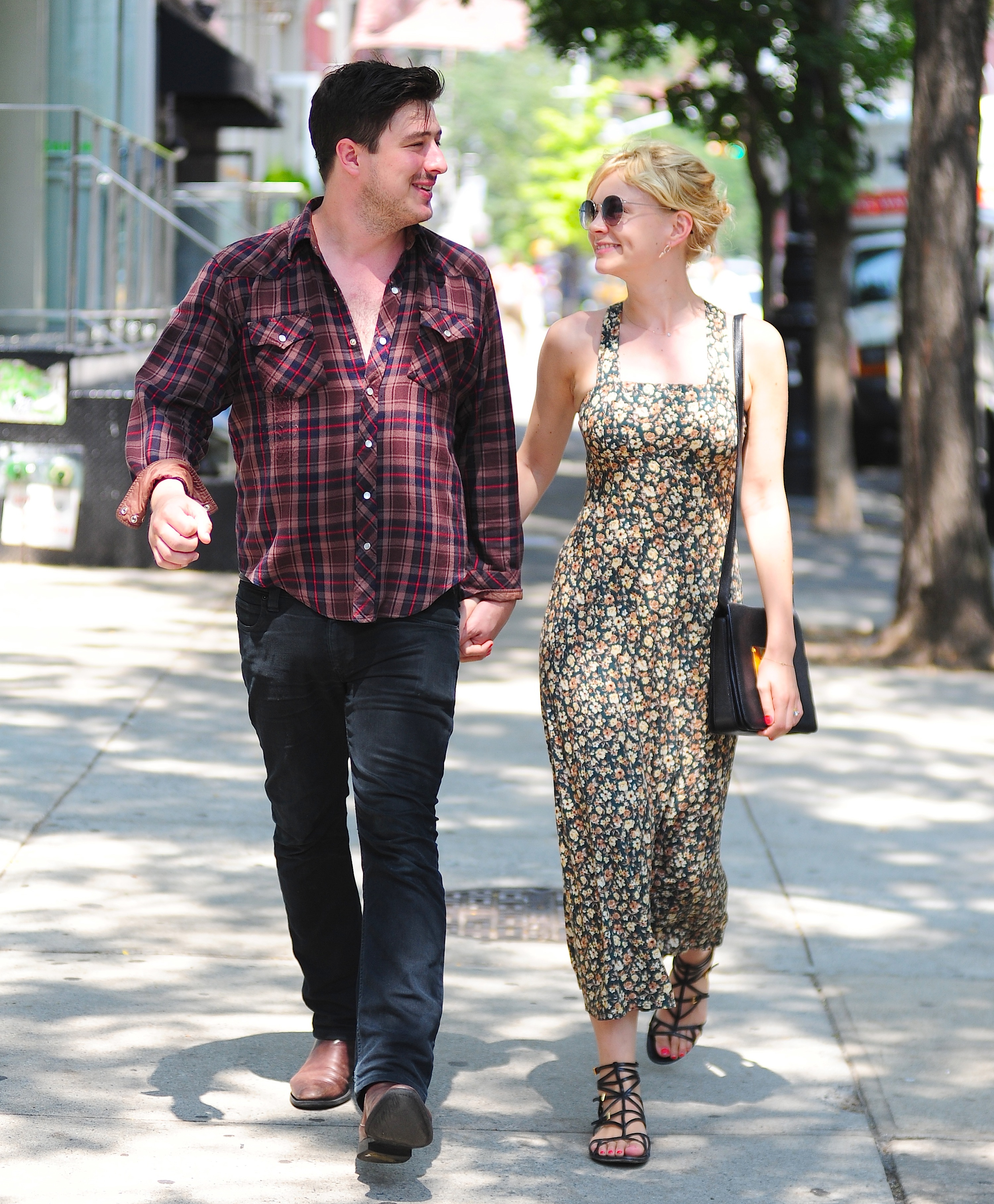 Marcus Mumford and Carey Mulligan are seen in SoHo on August 2, 2012, in New York City | Source: Getty Images