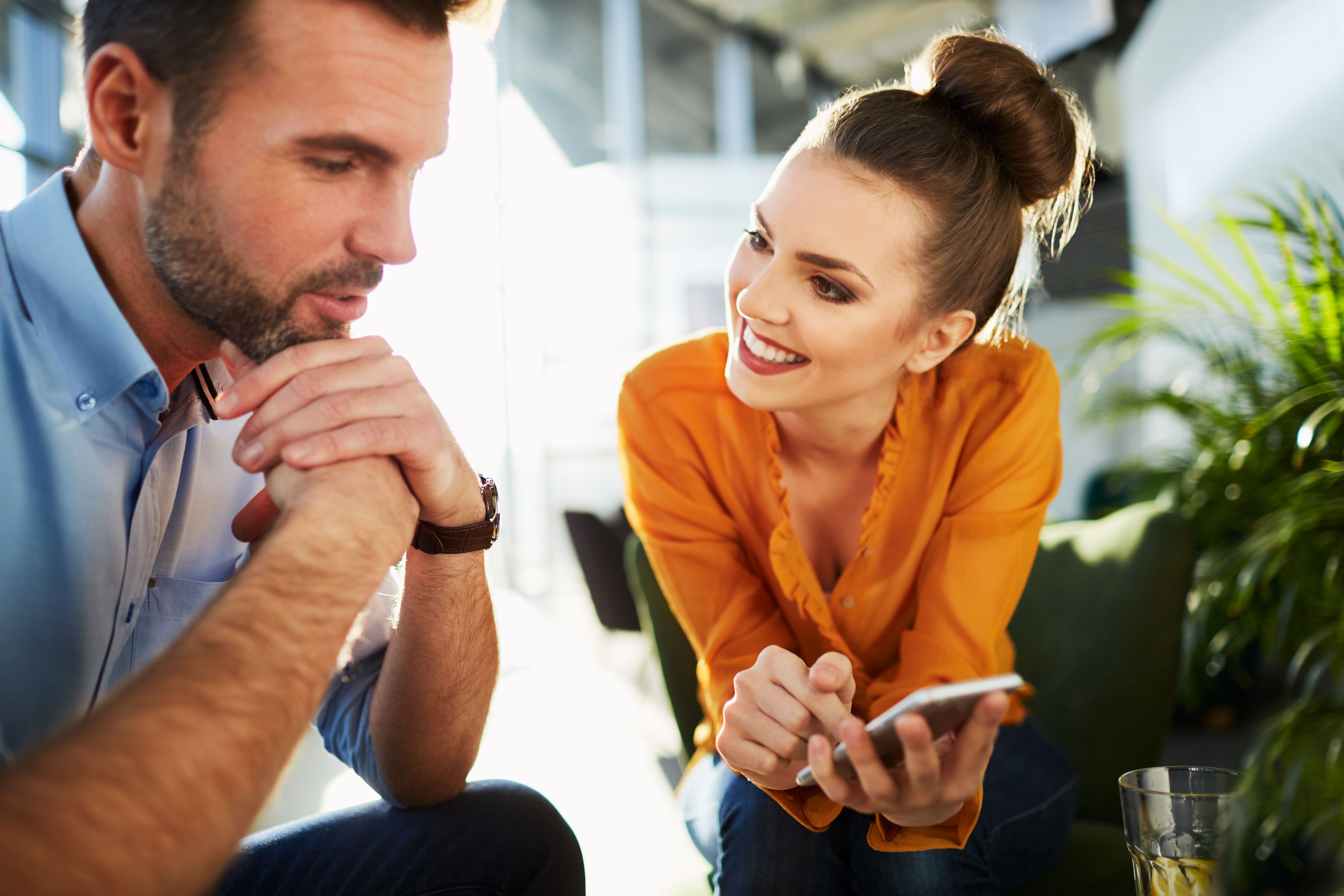 A couple having a discussion. | Photo: Shutterstock