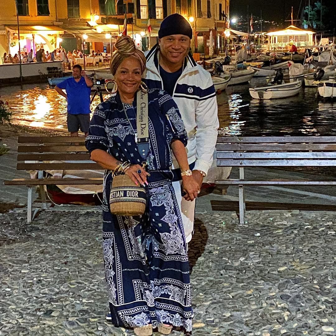 Simone Smith and LL Cool J, from a post dated July 9, 2021 | Source: Instagram/sislovespurple