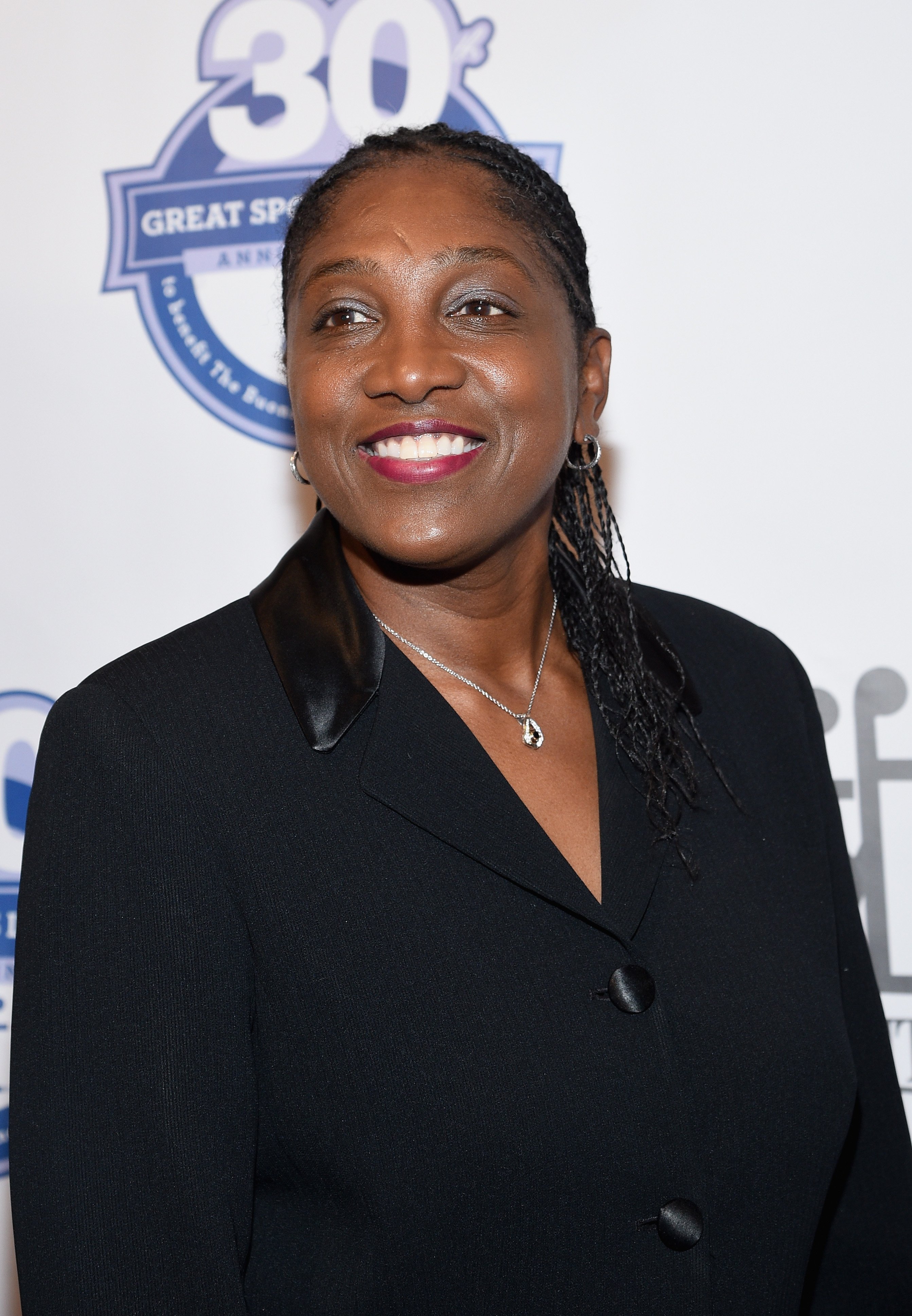 Former WNBA player Teresa Edwards at the 30th Annual Great Sports Legends Dinner to benefit The Buoniconti Fund to Cure Paralysis on October 6, 2015 | Photo: Getty Images