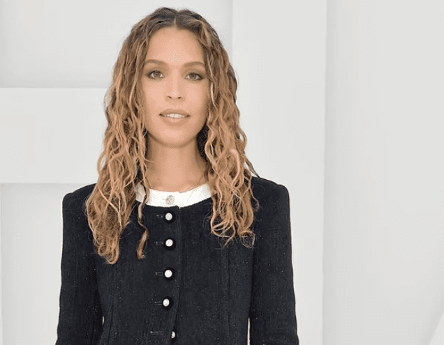 Cleo Wade opens up about her experience with writer’s block with Hoda Kotb on October 28, 2020 | Photo: YouTube/todayshow