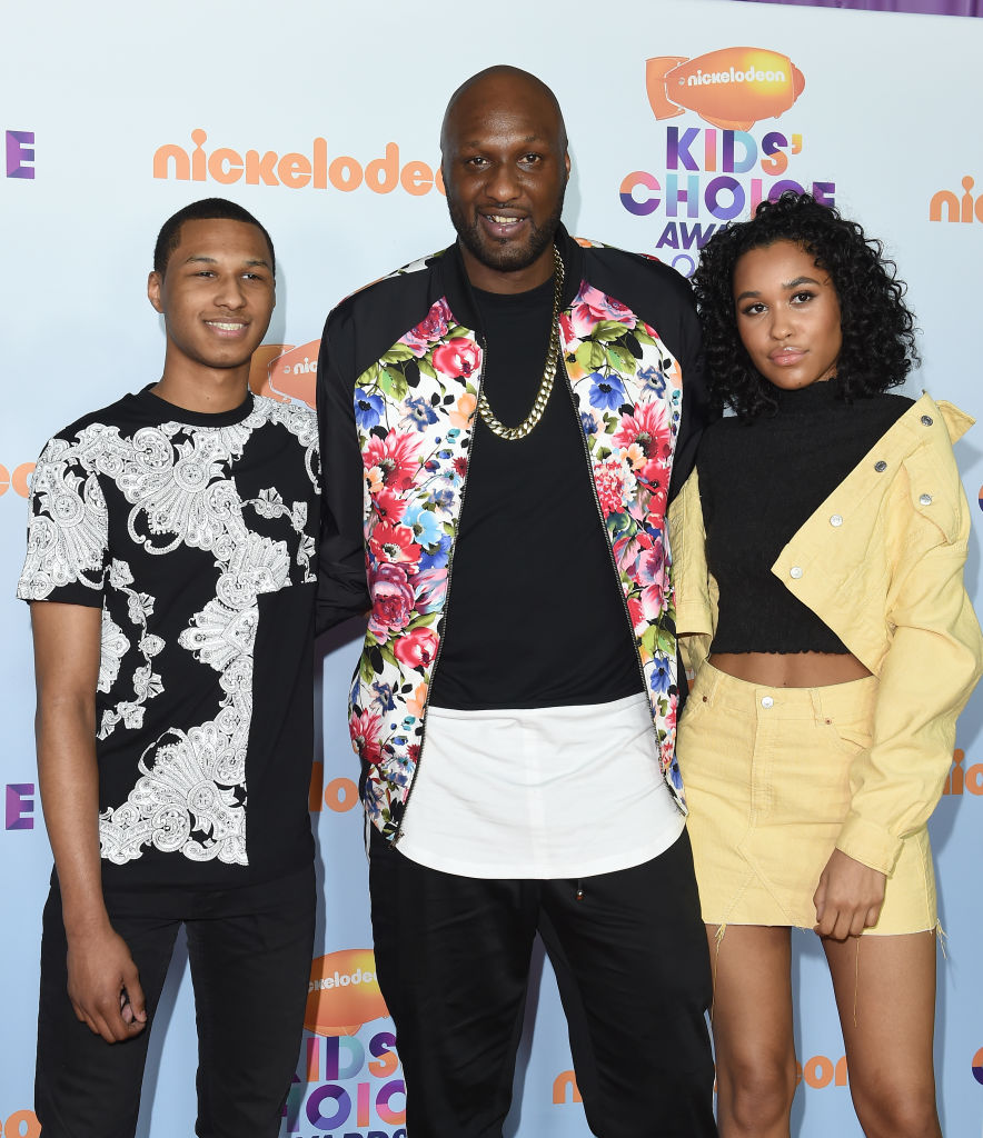 Lamar Odom (C), son Lamar Odom Jr and daughter Destiny Odom arrive at Nickelodeon's 2017 Kids' Choice Awards at USC Galen Center, on March 11, 2017, in Los Angeles, California. | Source: Getty Images
