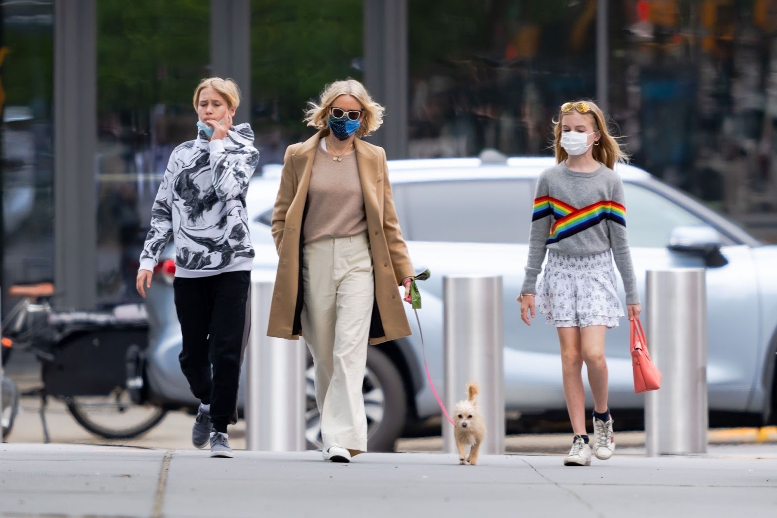 Sasha Schreiber, Naomi Watts, and Kai Schreiber seen in Tribeca on May 9, 2021, in New York City | Source: Getty Images