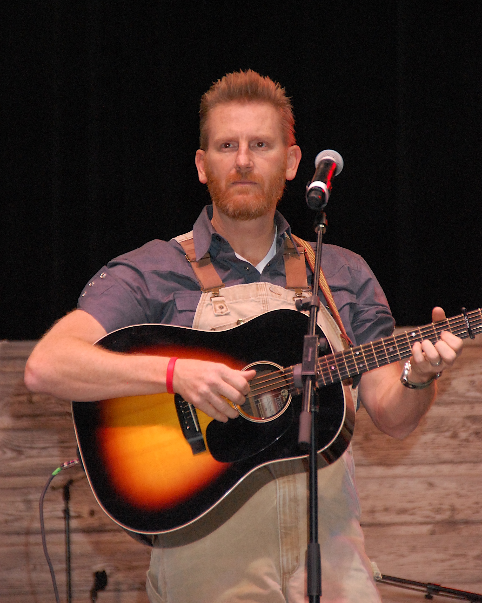 Rory Lee Feek performs at Las Vegas Convention Center in Las Vegas, Nevada, on December 7, 2012 | Source: Getty Images