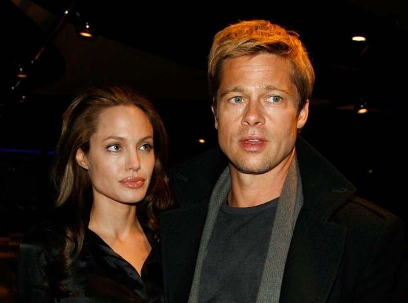 Angelina Jolie and Brad Pitt on January 8, 2007 in West Hollywood, California | Photo: Getty Images 