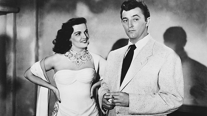 Jane Russell and Robert Mitchum in the film "Macau", 1952. | Source: Wikimedia Commons