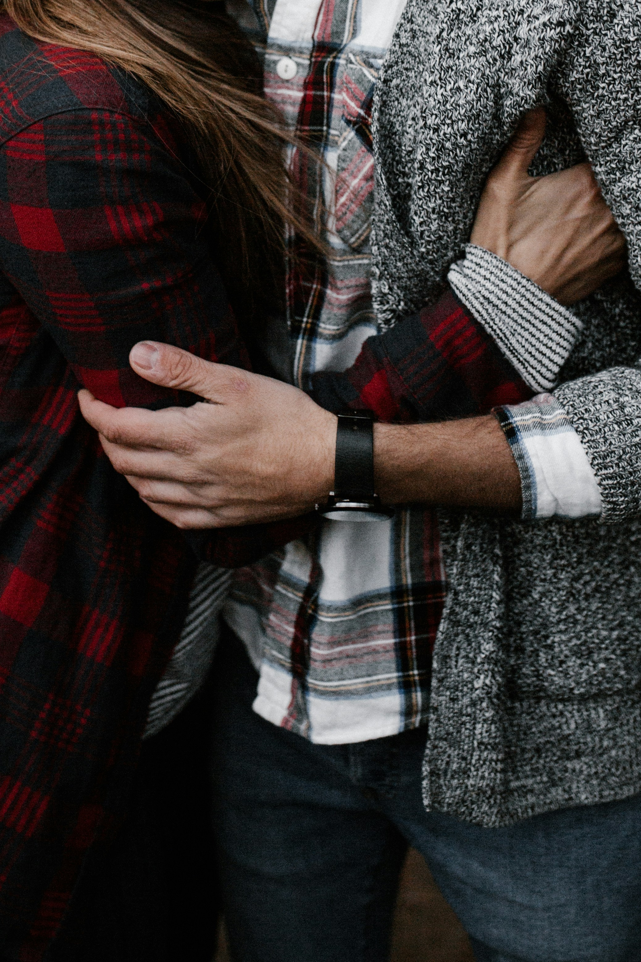 A couple embracing each other | Source: Unsplash