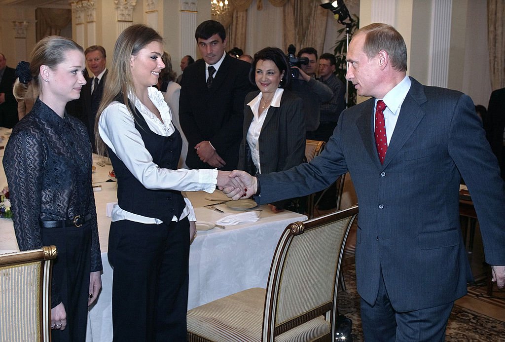 Le President Vladimir Poutine et Alina Kabayeva | photo : Getty Images