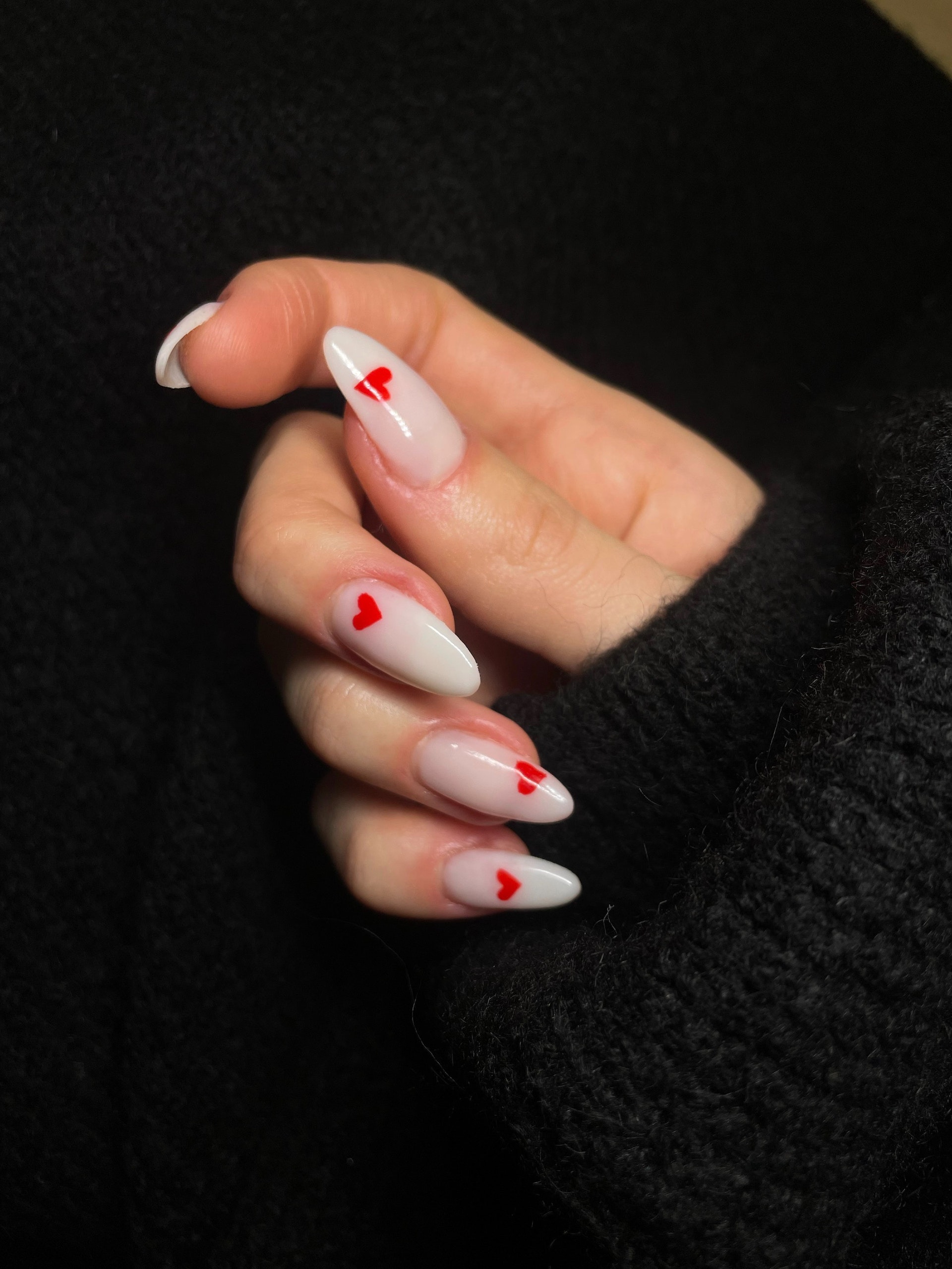 Close-up of acrylic nails | Source: Pexels