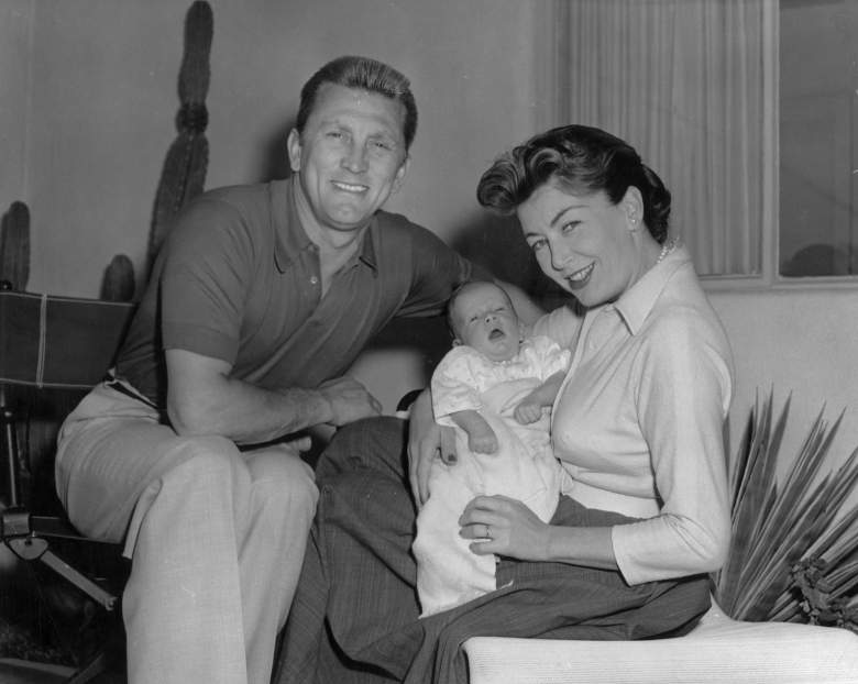 Kirk, Anne y Peter en 1963. │Foto: Getty Images Kirk, Anne y Peter en 1963. │Foto: Getty Images