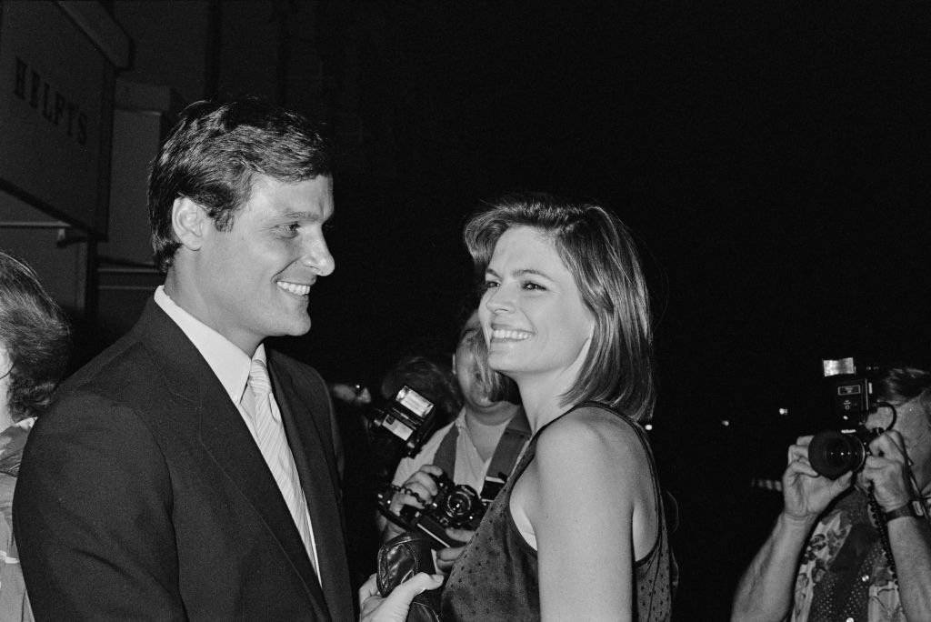 Der Autor und Regisseur Douglas Barr mit seiner Partnerin, der Künstlerin Clare Kirkconnell, um 1985. (Foto von Ron Wolfson / Michael Ochs Archives) I Quelle: Getty Images