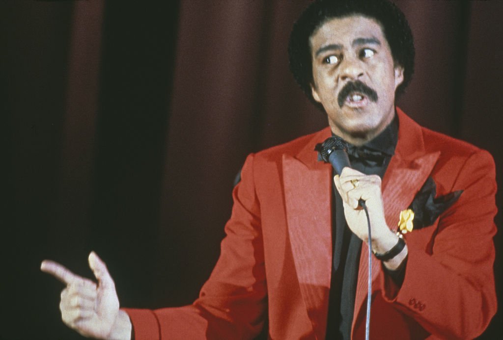 American comedian Richard Pryor (1940 - 2005) during a stage show, circa 1977. | Photo: Getty Images