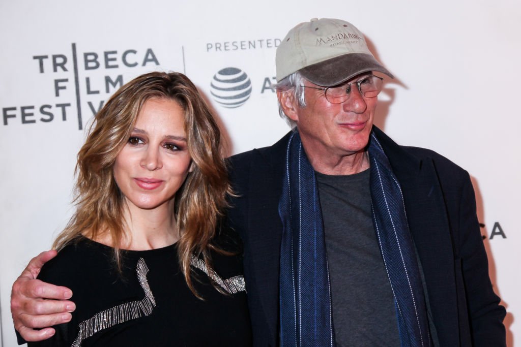 Alejandra Silva y Richard Gere en el Festival de Cine Tribeca "It Takes A Lunatic" en el Teatro Stella Artois, el 3 de mayo de 2019. | Foto: Getty Images