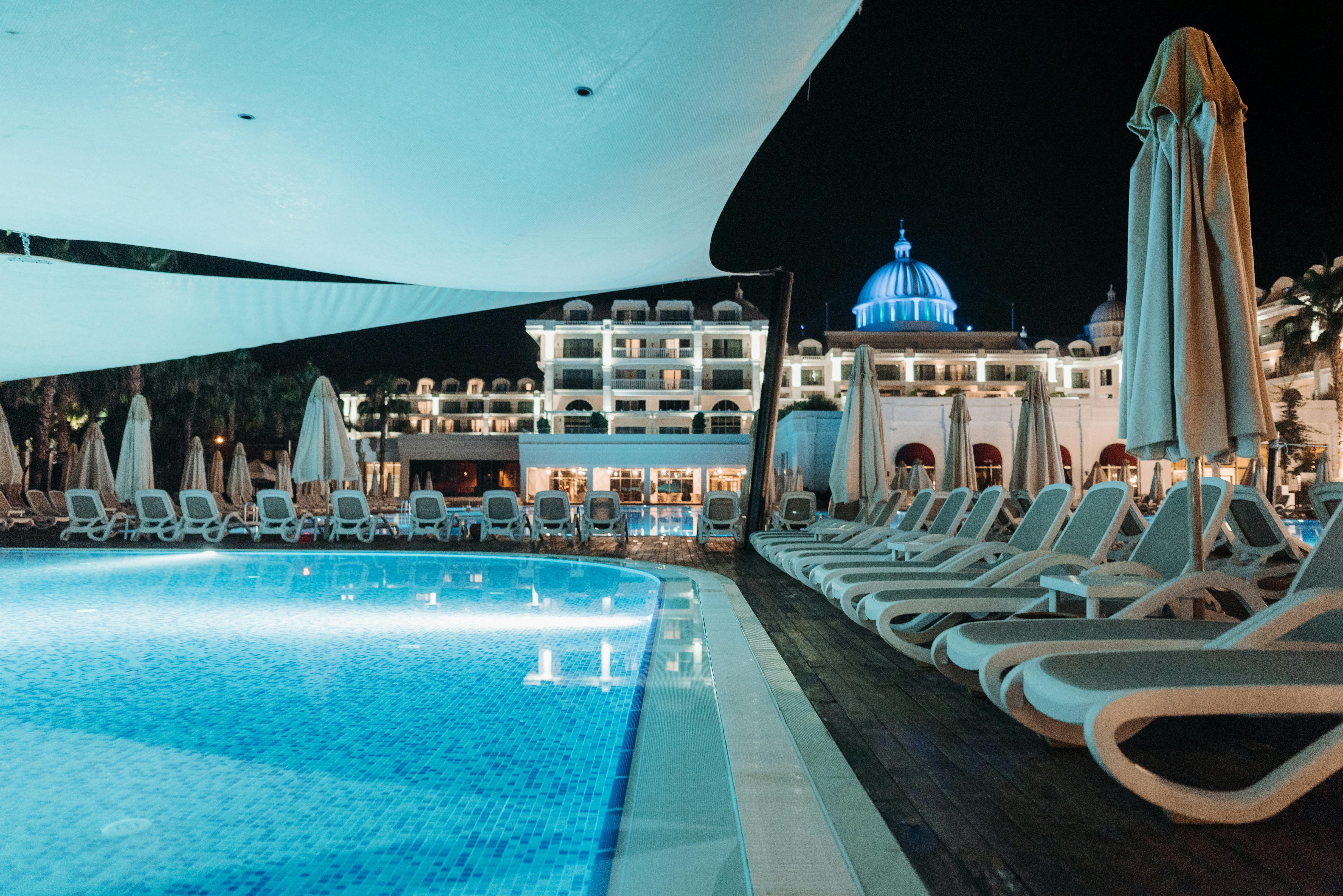 The exterior of a resort | Source: Pexels