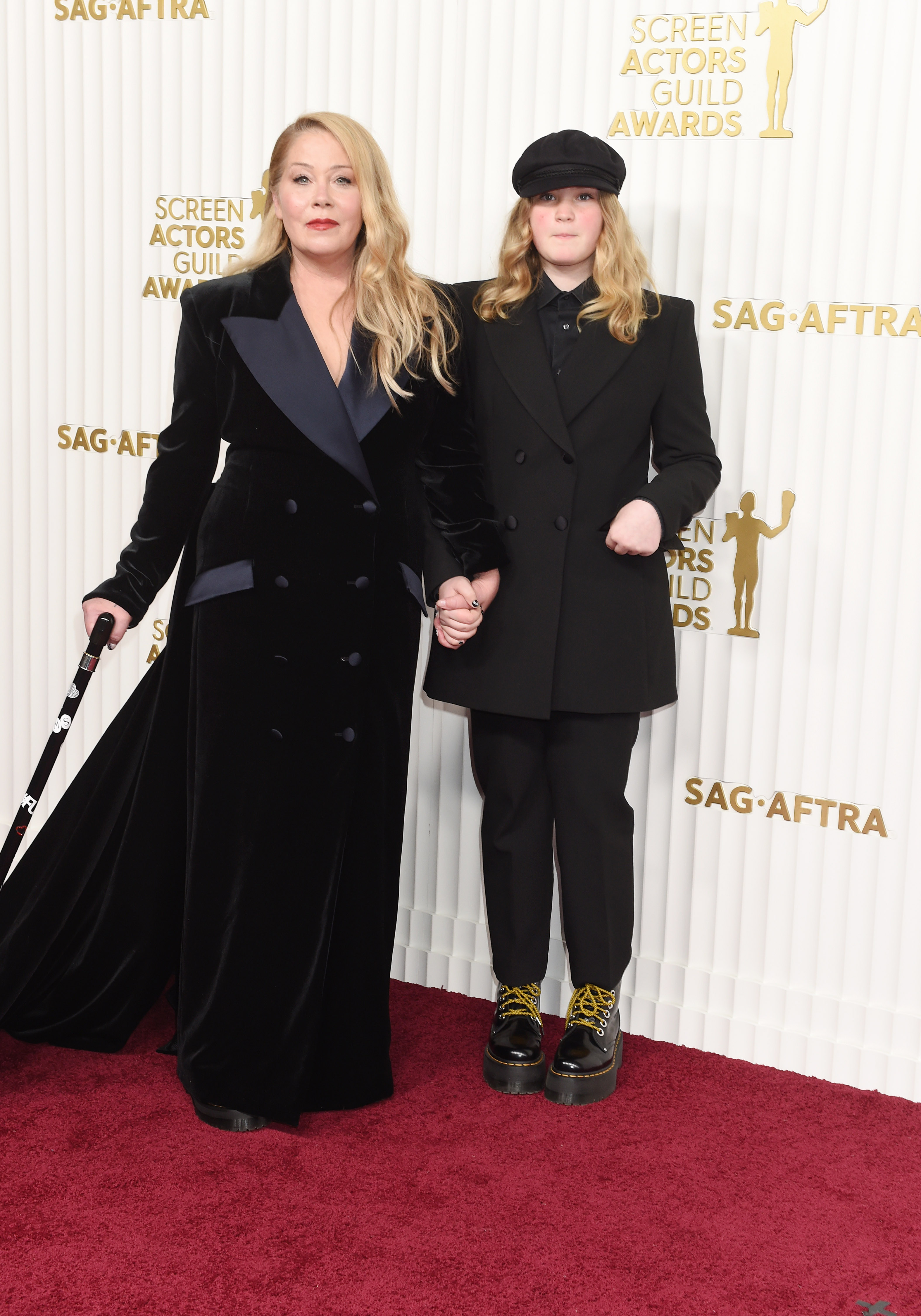 Christina Applegate and Sadie LeNoble pose at the 29th Annual Screen Actors Guild Awards on February 26, 2023 | Source: Getty Images