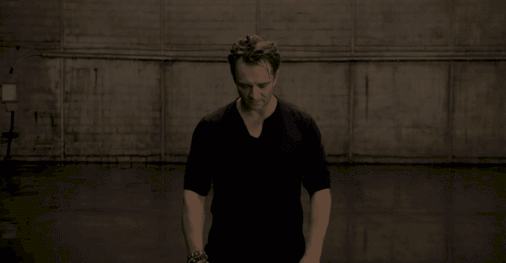 source: Youtube / David Hallyday source: Youtube / David Hallyday
