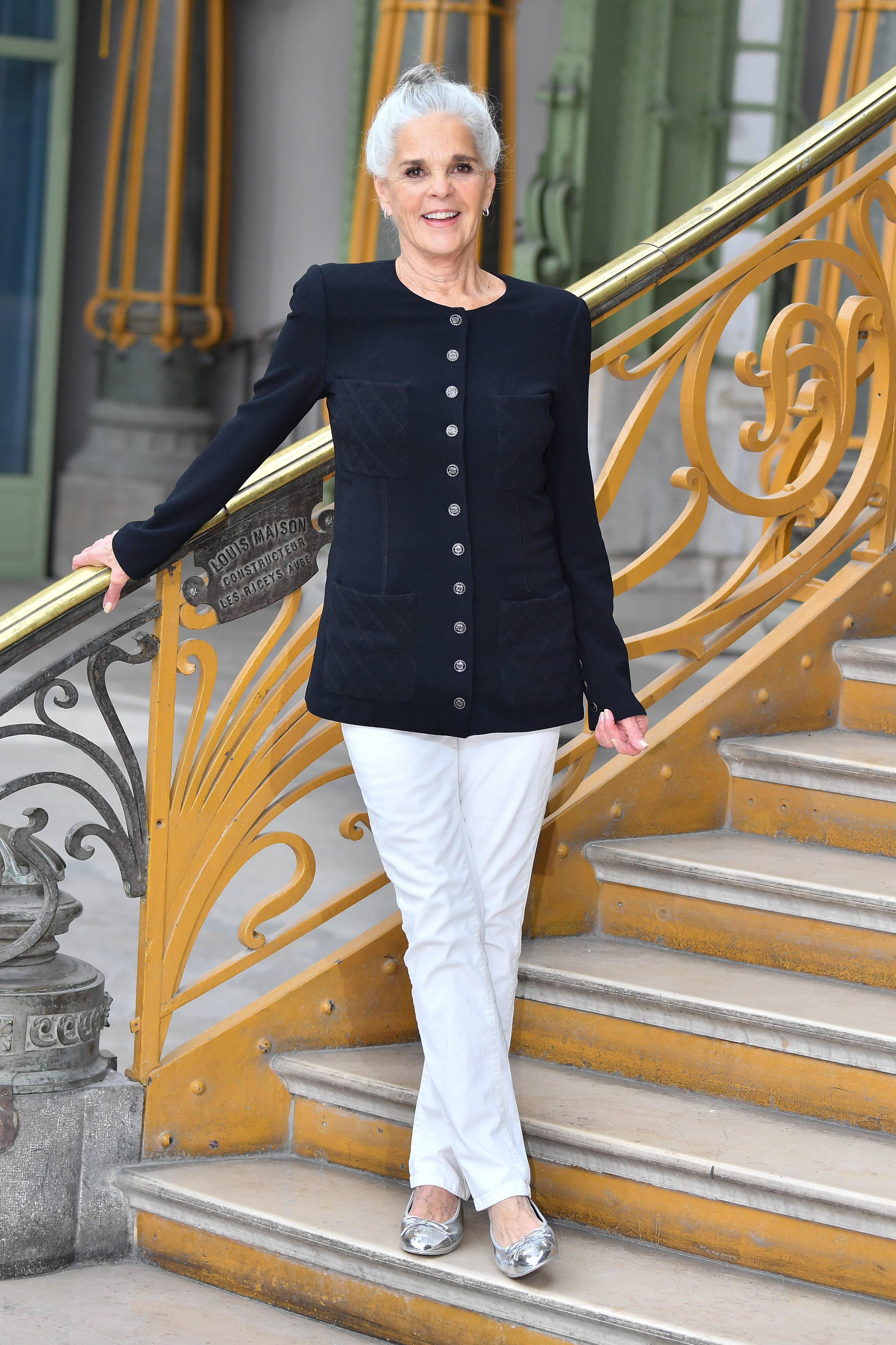 Ali MacGraw at the Chanel Cruise Collection 2020 : Photocall At Grand Palais | Source: Getty Images