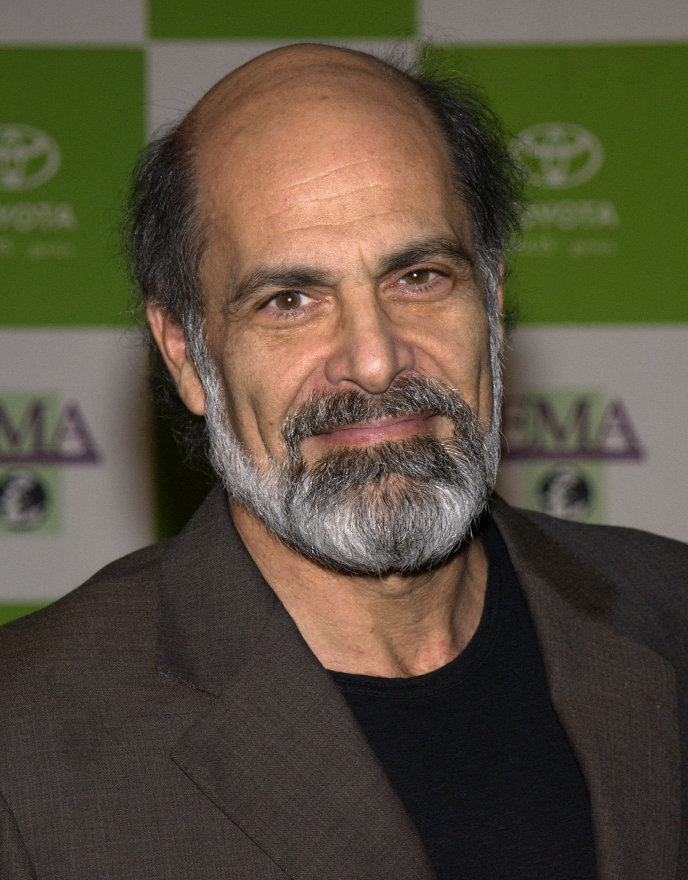 Alan Rachins at the 12th Annual Environmental Media Awards in Los Angeles, California, on November 20, 2002 | Source: Getty Images