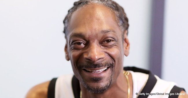 Snoop Dogg's wife flaunts her fresh & charming skin in new photo. She looks very seductive