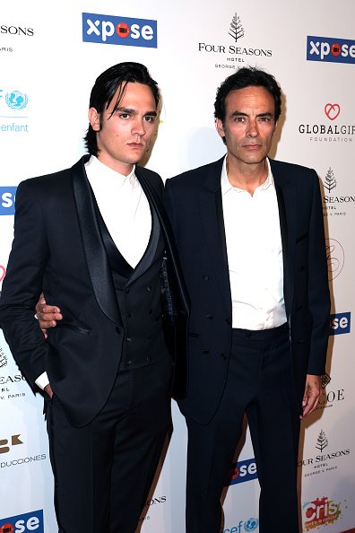 Alain-Fabien Delon et son frère Anthony Delon assistent au "Global Gift Gala" Paris 2019. |Photo : Getty Images