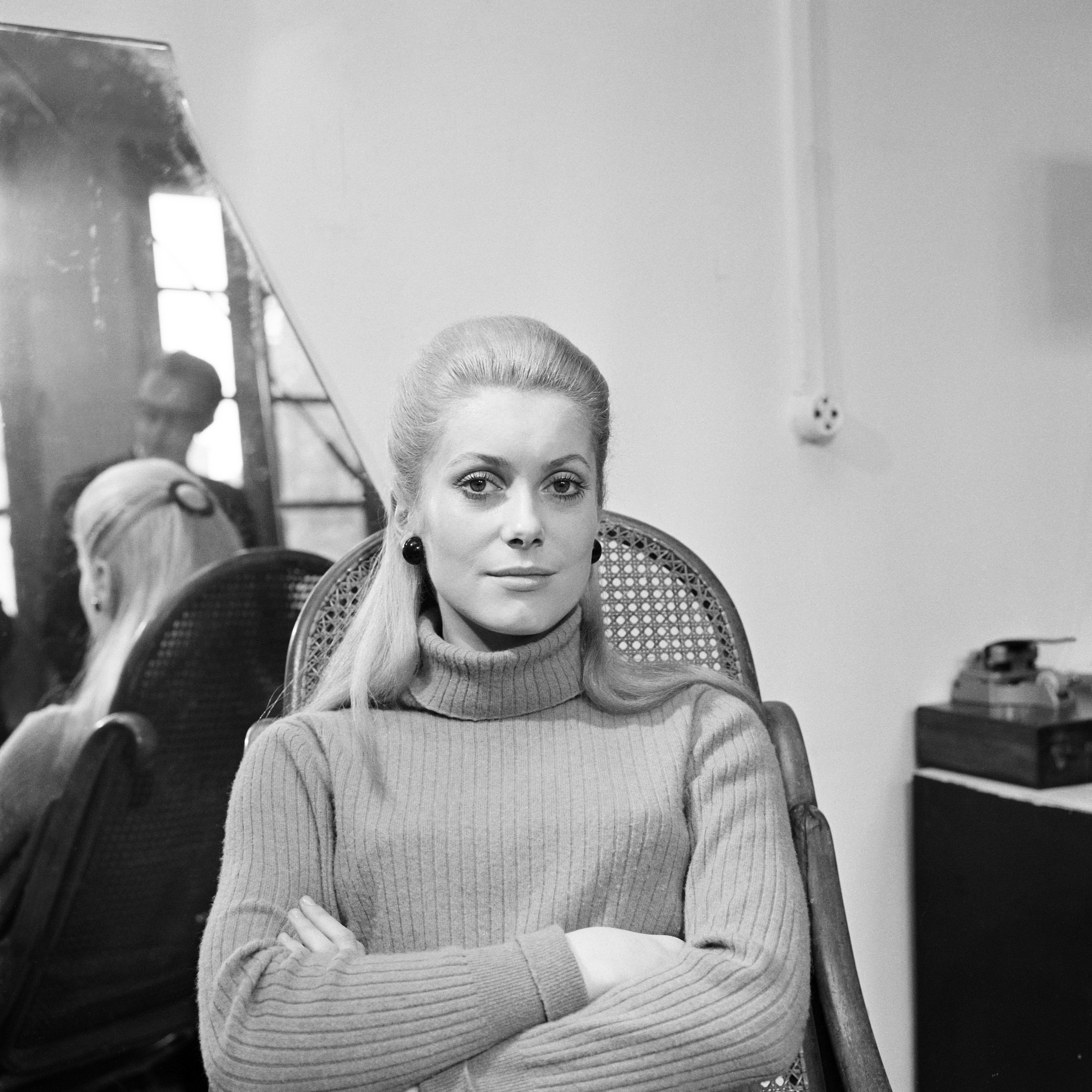 The actress during an interview on the exit of the movie "The Young Ladies of Rochefort," circa 1967. | Source: Getty Images