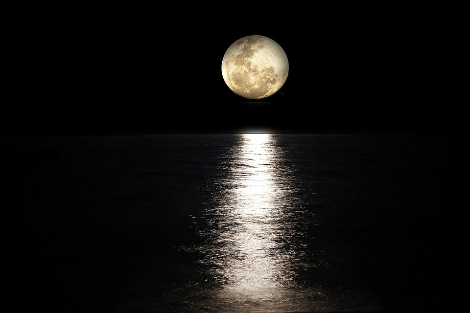 La luna. | Imagen: Pixabay