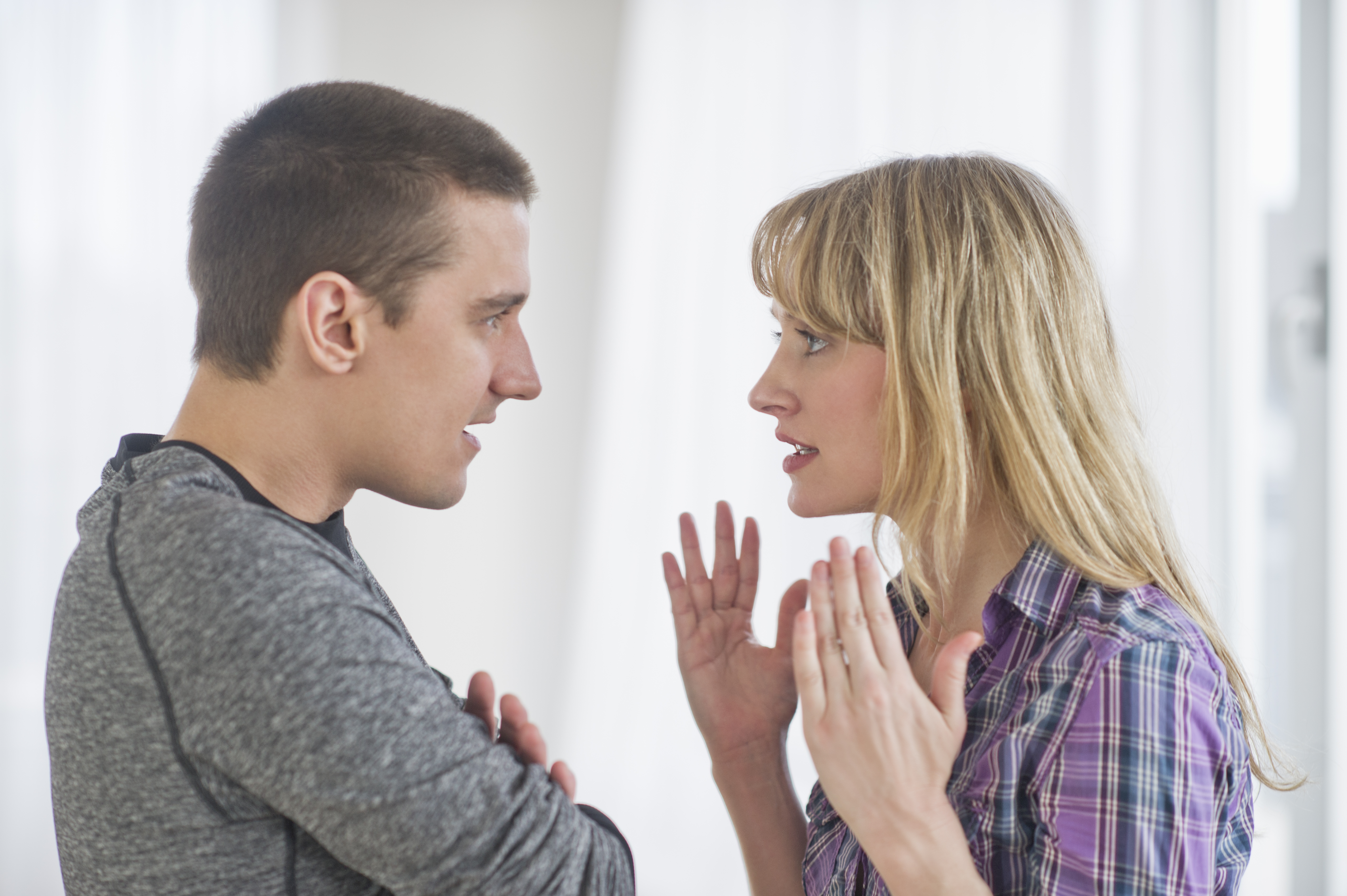 USA, New Jersey, Jersey City, Couple arguing | Source: Getty Images