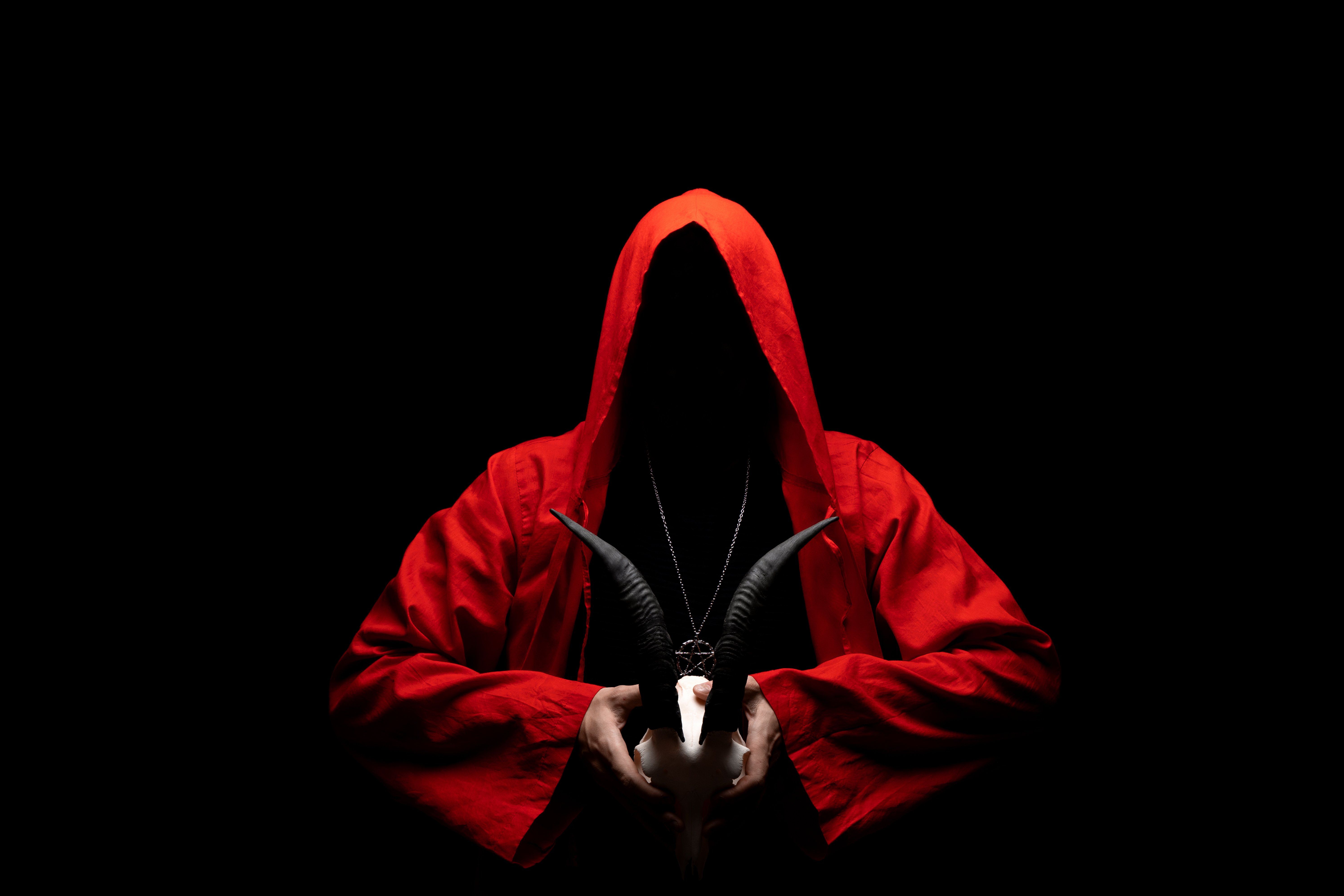 Image illustrant une secte. | Photo : Shutterstock
