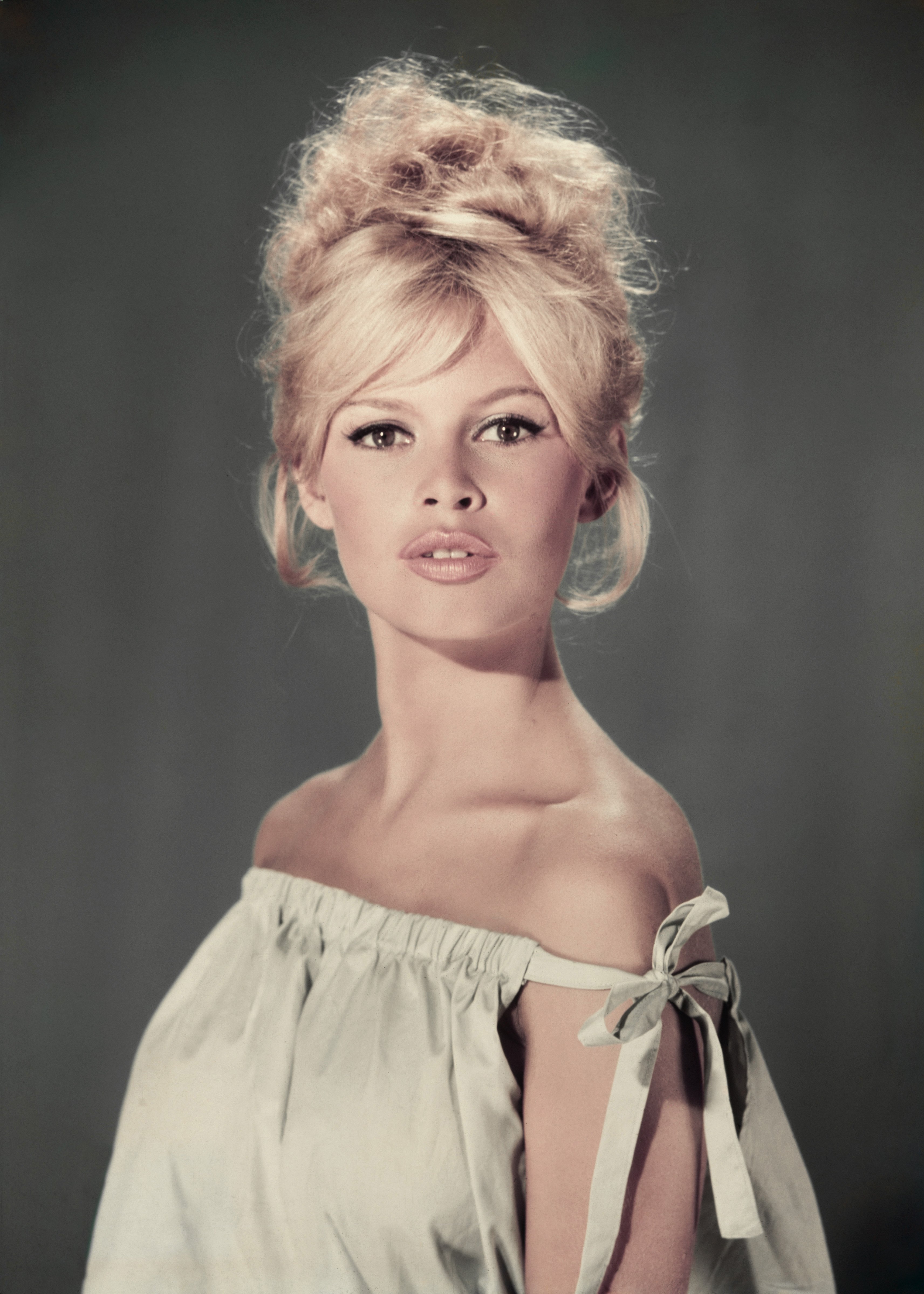 Une photographie de studio de Brigitte Bardot dans les années 1950. | Source : Getty Images