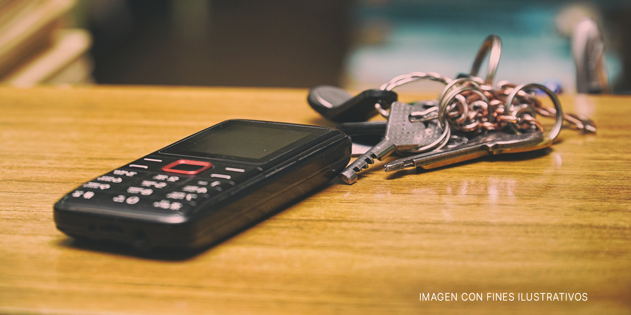 Teléfono y llaves. | Foto: Shutterstock