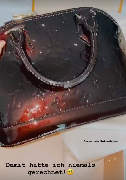 Screenshot der Instagram-Story von Laura Müller beim Unboxing der Louis Vuitton Handtasche | Quelle: Instagram/Lauramuellerofficial