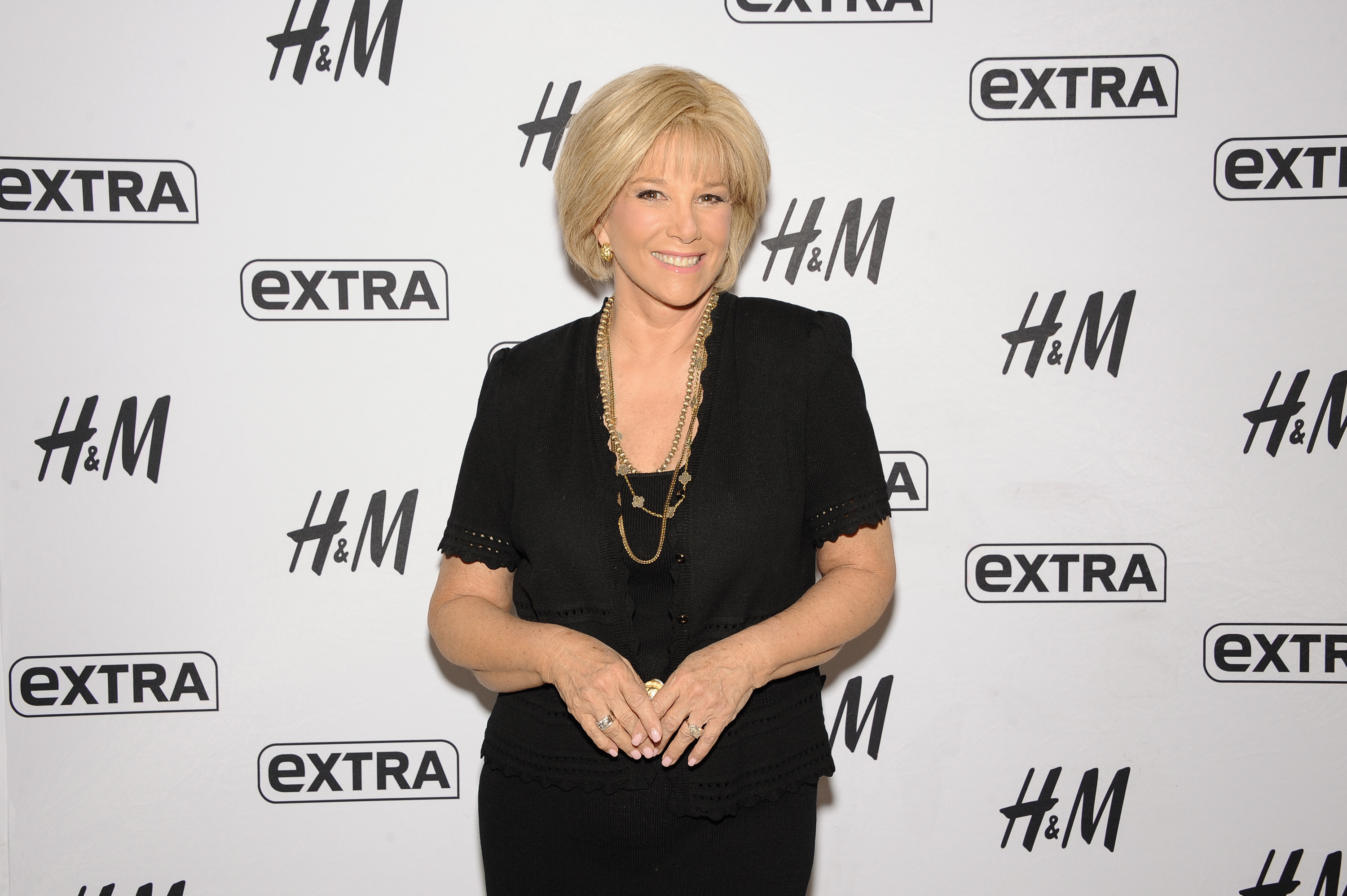 Joan Lunden visits "Extra" at their studios at H&M in Times Square in New York City on June 10, 2015. | Source: Getty Images